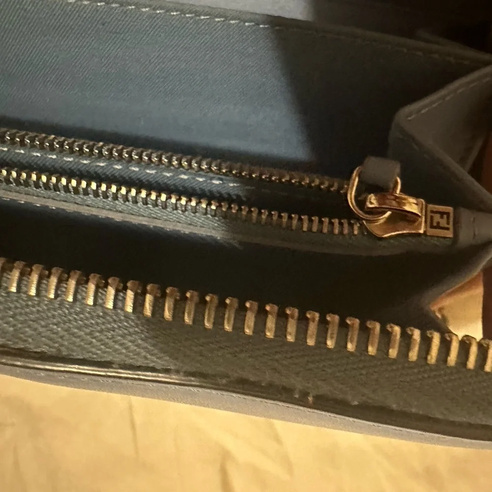 Fendi blue wallet - Picture 6 of 7